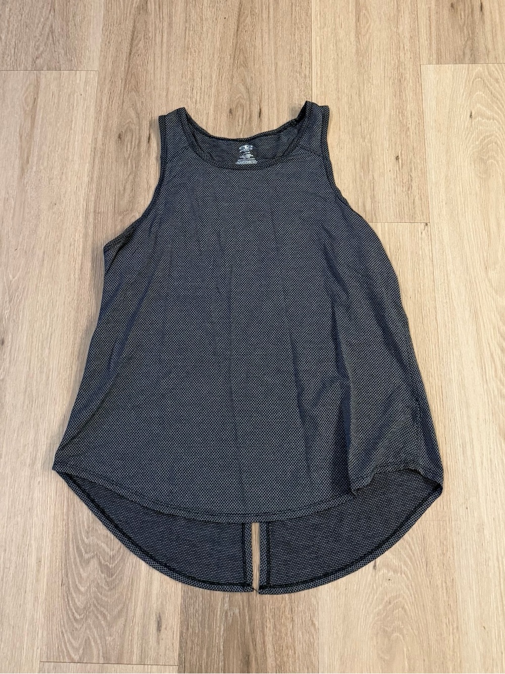 Athletic Works Women’s Dark Gray Athletic Performance Gym Tank Top size Large